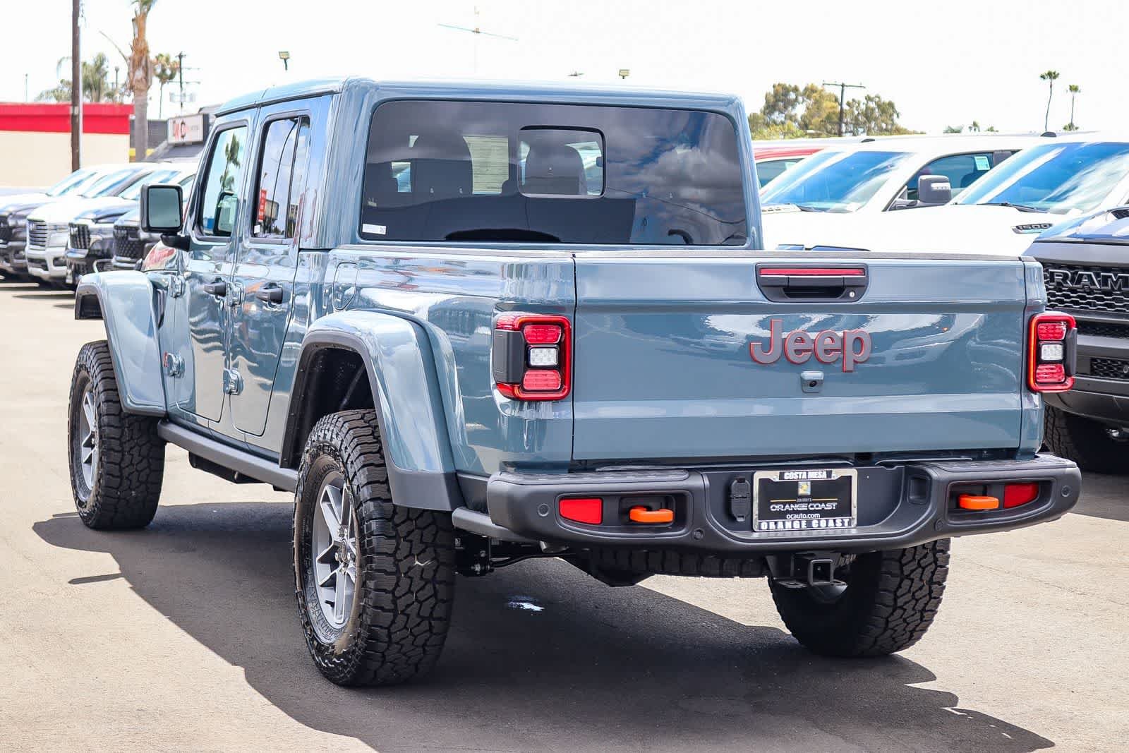 New 2026 Anvil Clear-Coat Exterior Paint Jeep Mojave X image 6
