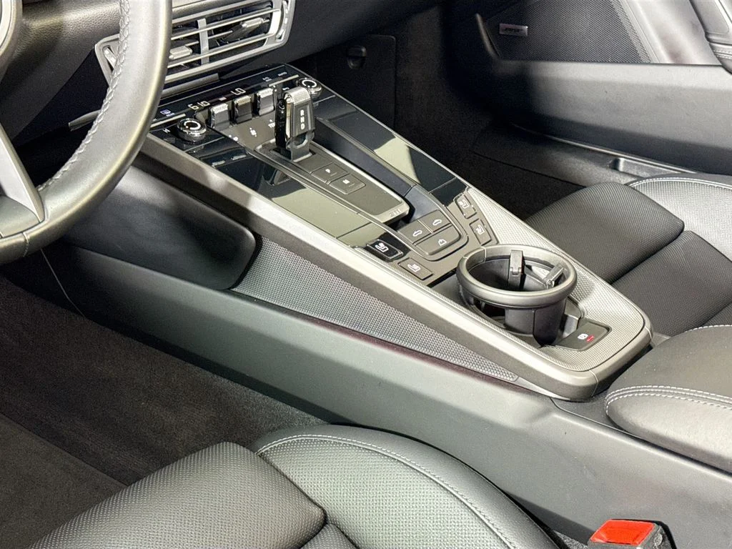2024 Porsche 911 Base - Photo 16