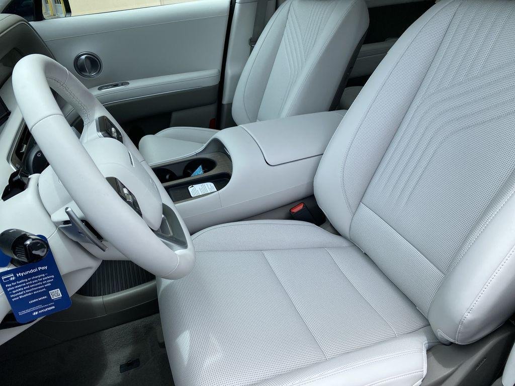 New 2026 Pacific Sapphire Hyundai Blue SEL 8P image 11