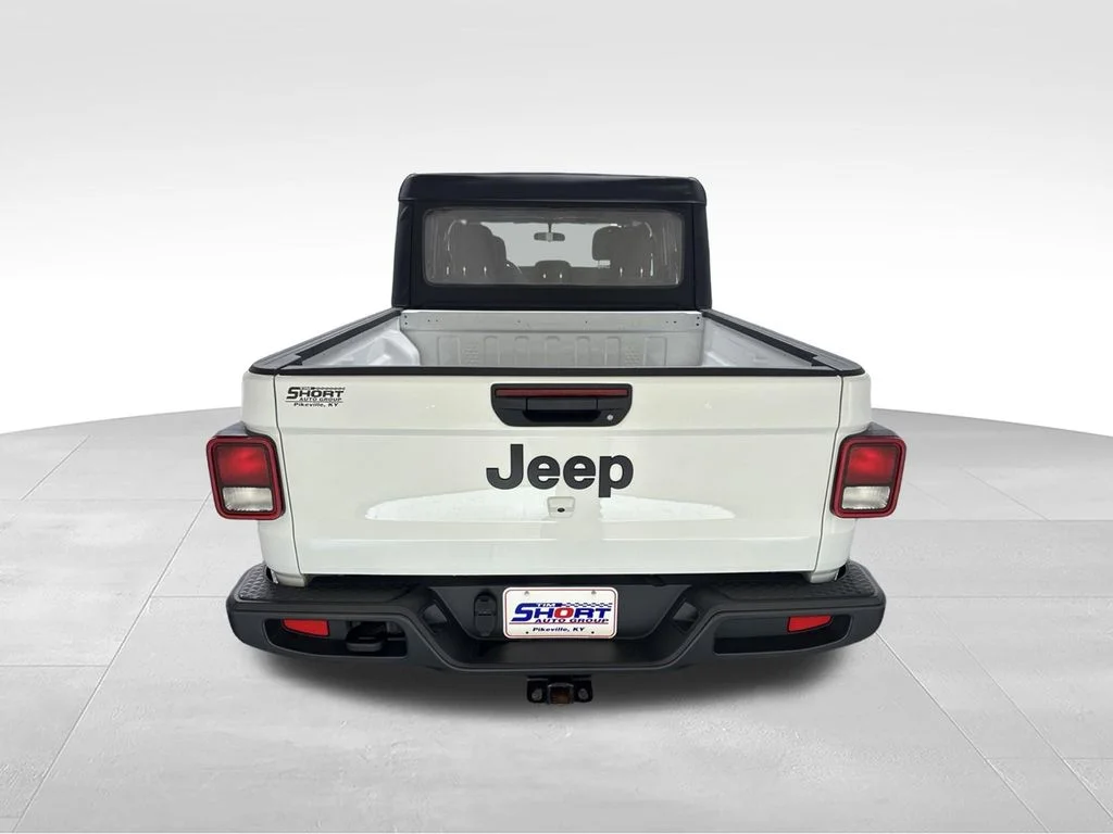 Used 2023 White Jeep Sport image 6