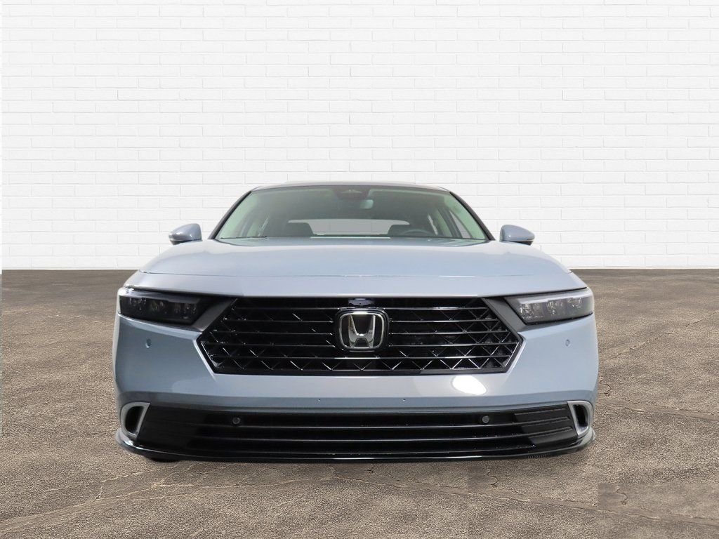 New 2026 Urban Gray Pearl Honda Touring image 9