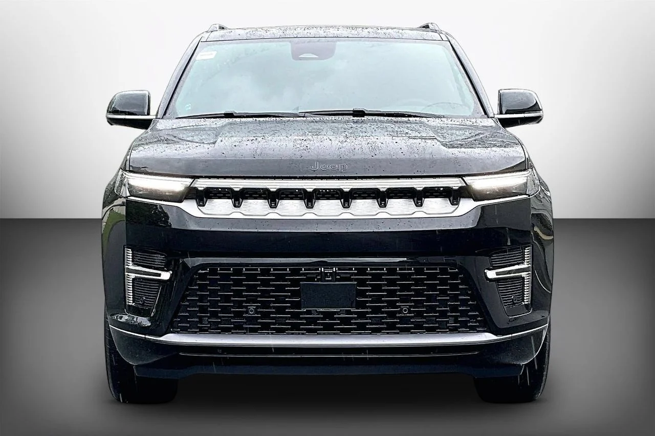 New 2026 High Gloss Black Jeep  image 3