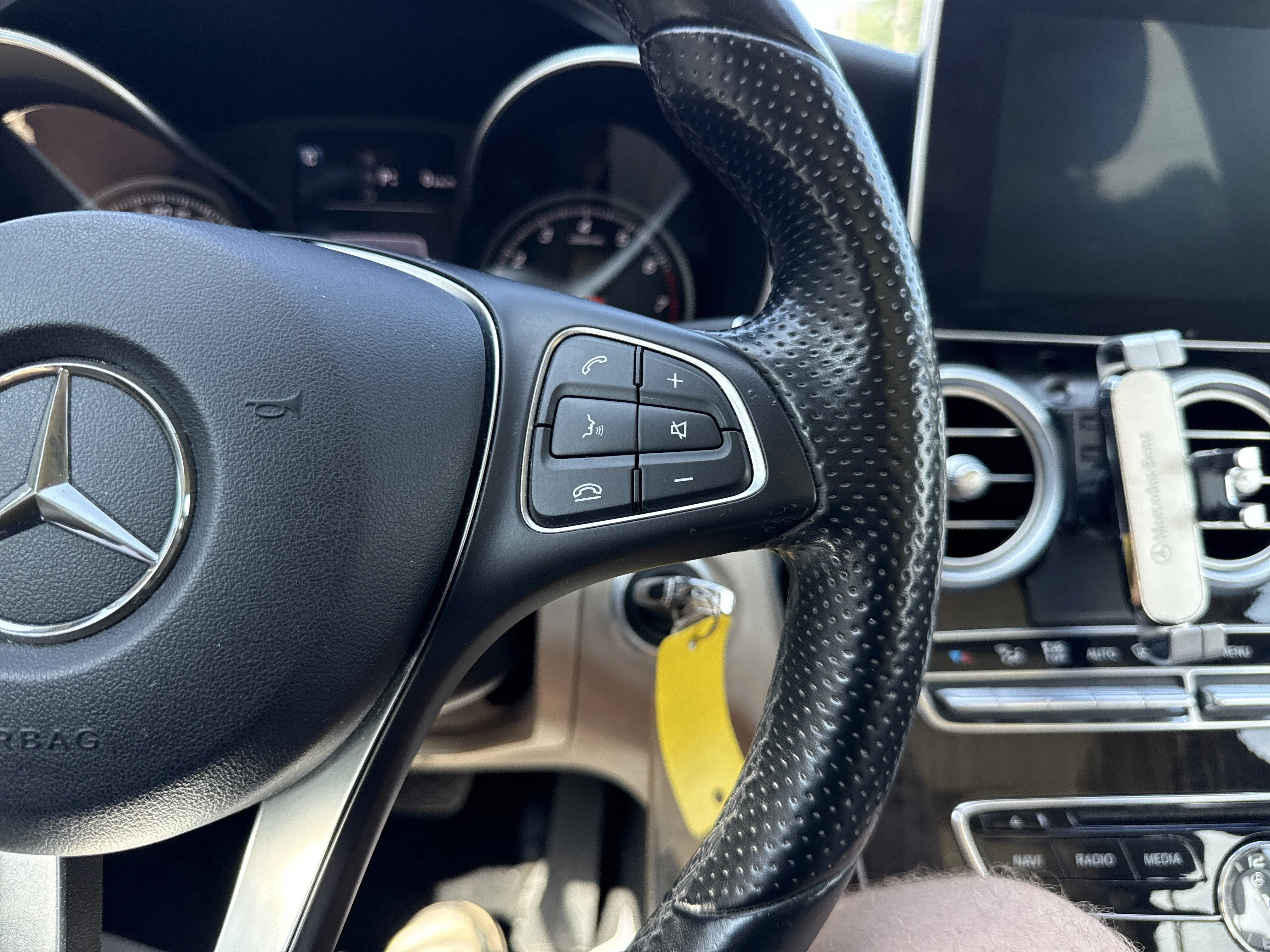 Used 2016 Polar White Mercedes-Benz C 300 image 19
