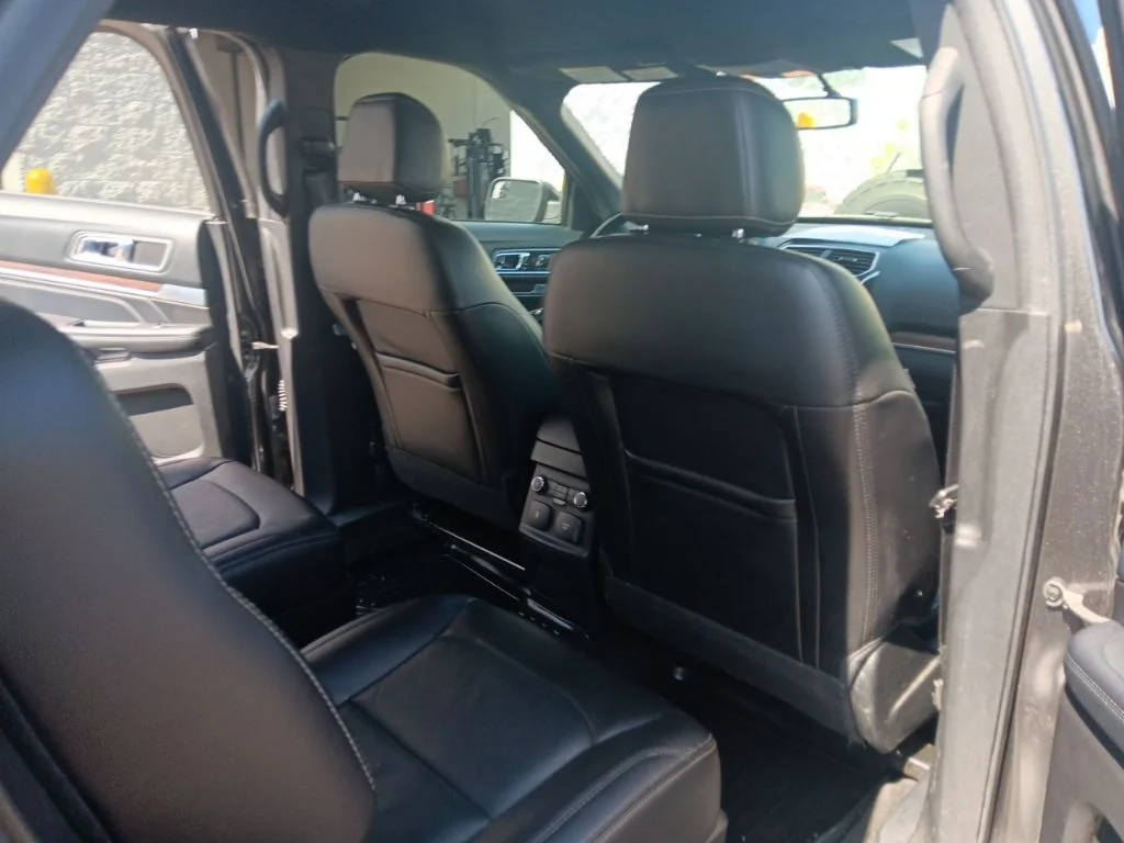 Used 2017 Magnetic Ford Limited image 30