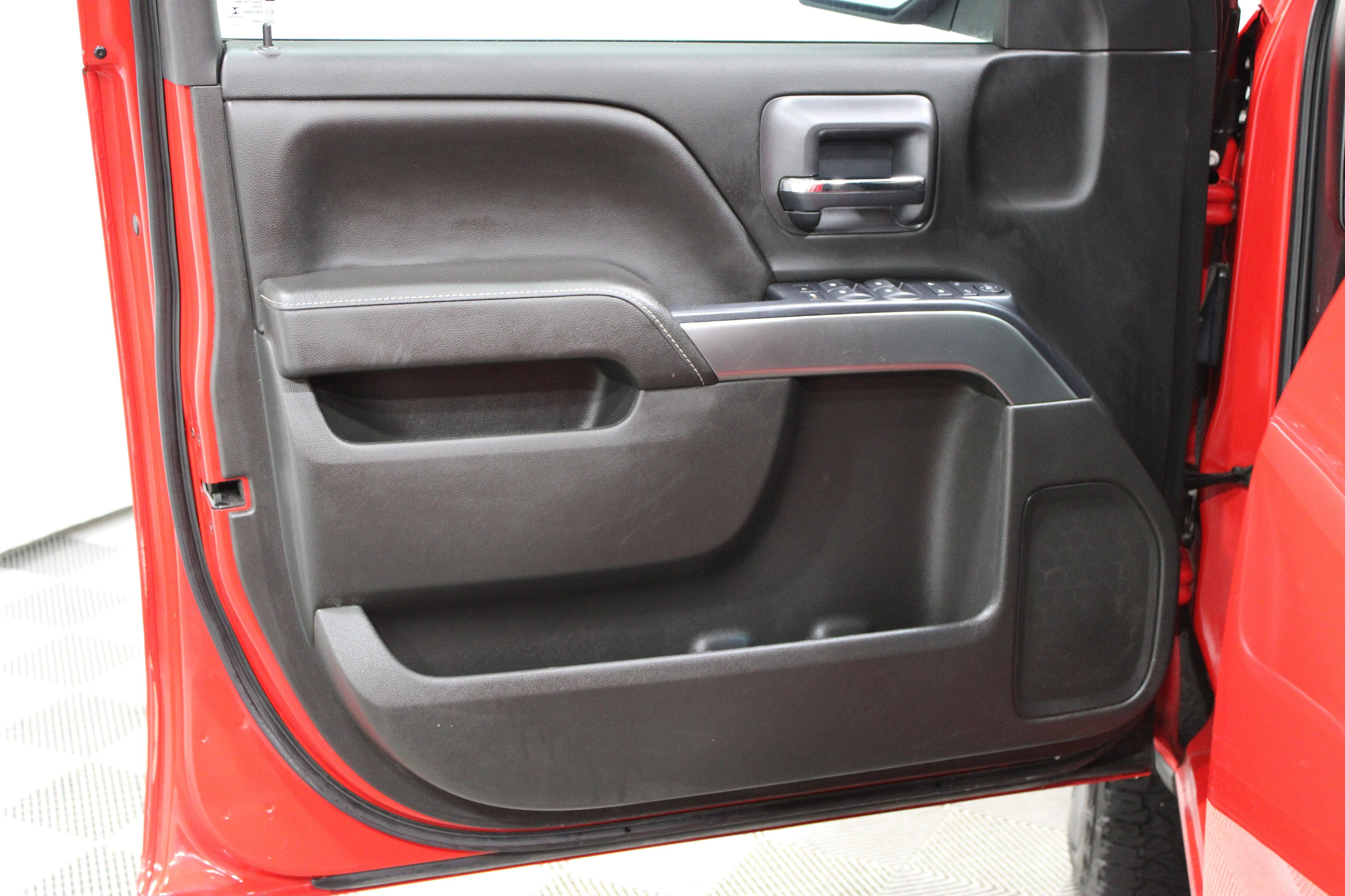 Used 2017 Red Hot Chevrolet LT image 6