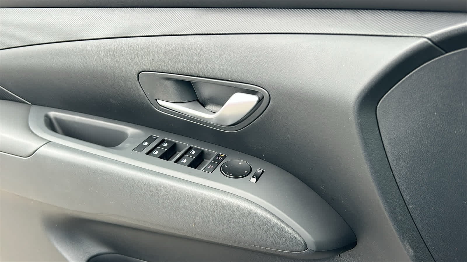 New 2026 Serenity White Pearl Hyundai SE AWD image 22
