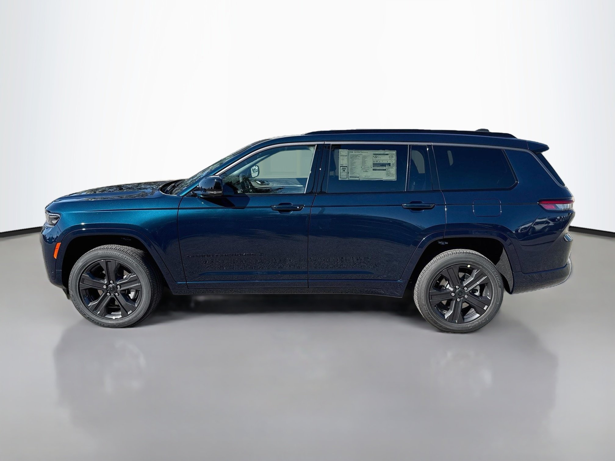 New 2027 Fathom Blue Pearlcoat Jeep Limited Reserve image 7