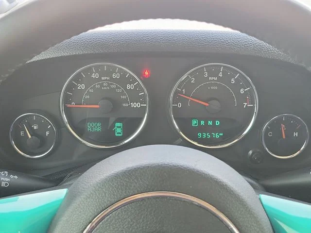 Used 2017 White Jeep Sport image 24