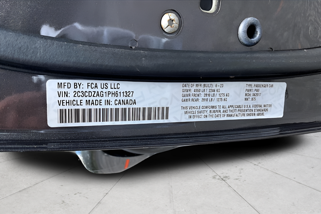 Used 2023 Gray Dodge SXT image 27