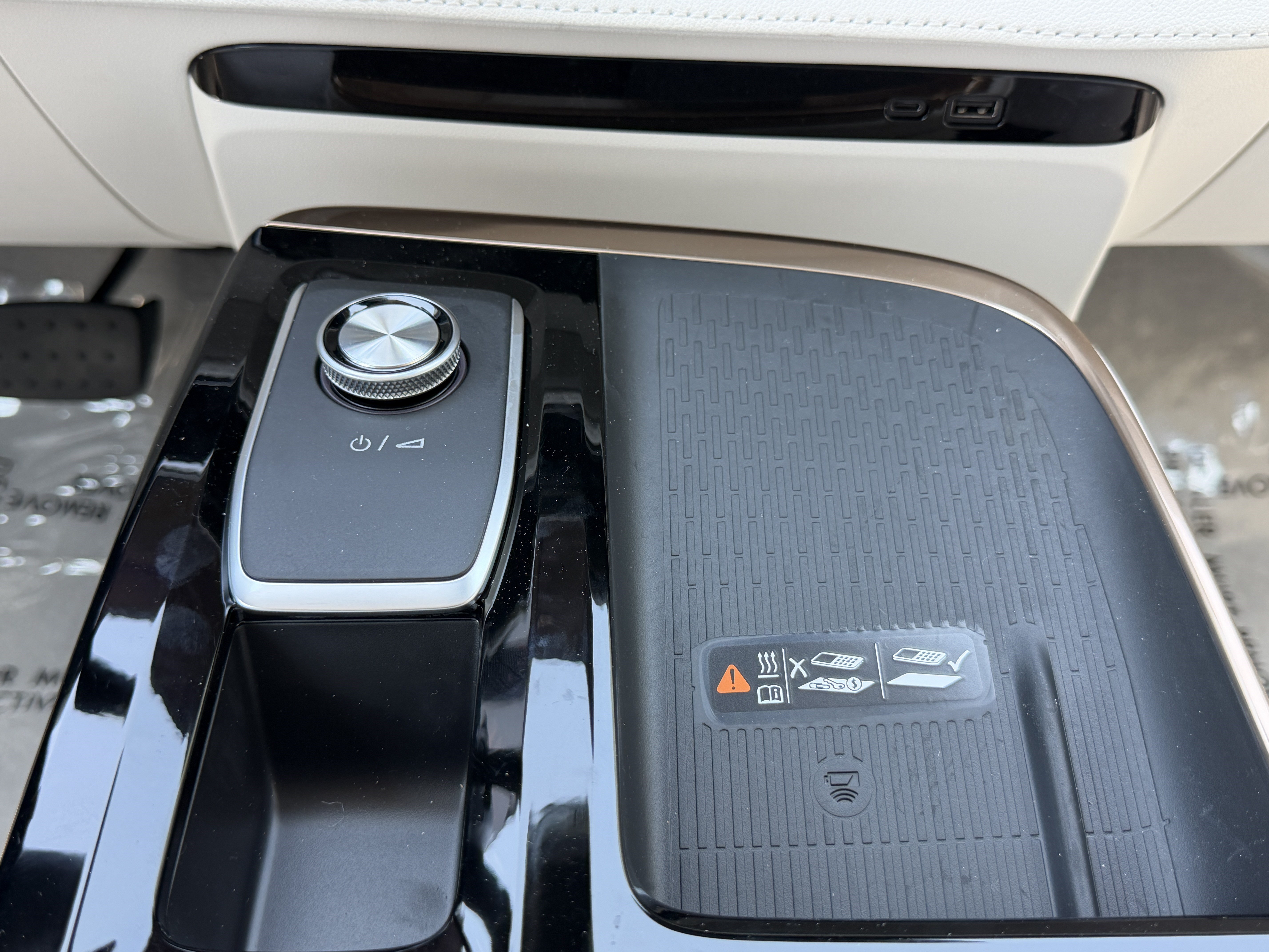 2026 Buick Enclave Avenir - Photo 26