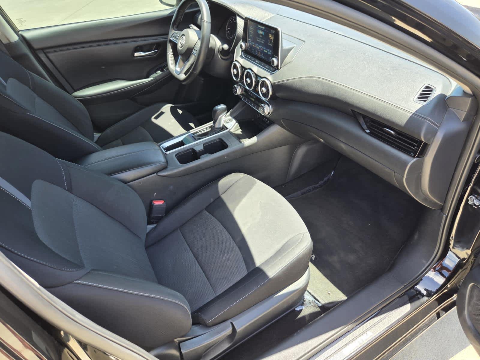 Used 2025 Super Black Nissan SV image 9
