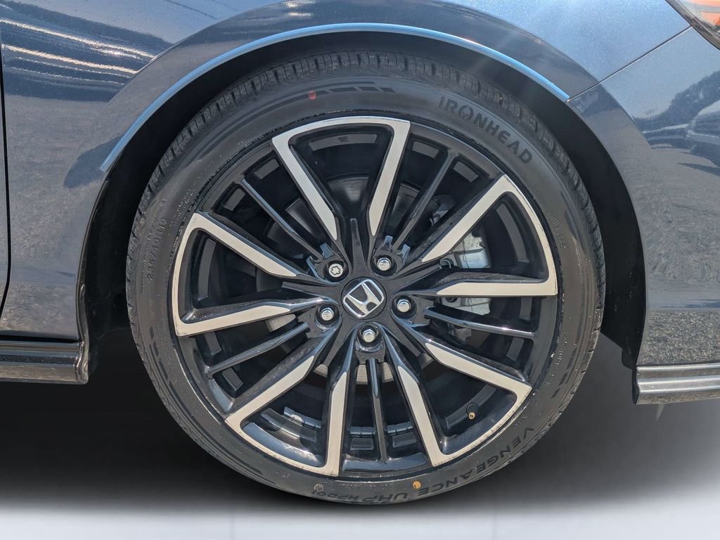 Used 2023 Blue Honda Touring image 11