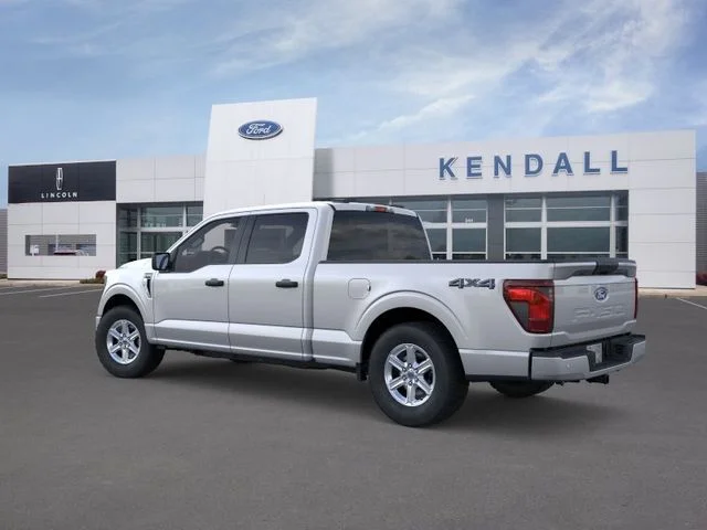 New 2026 Silver Metallic Ford XLT image 4