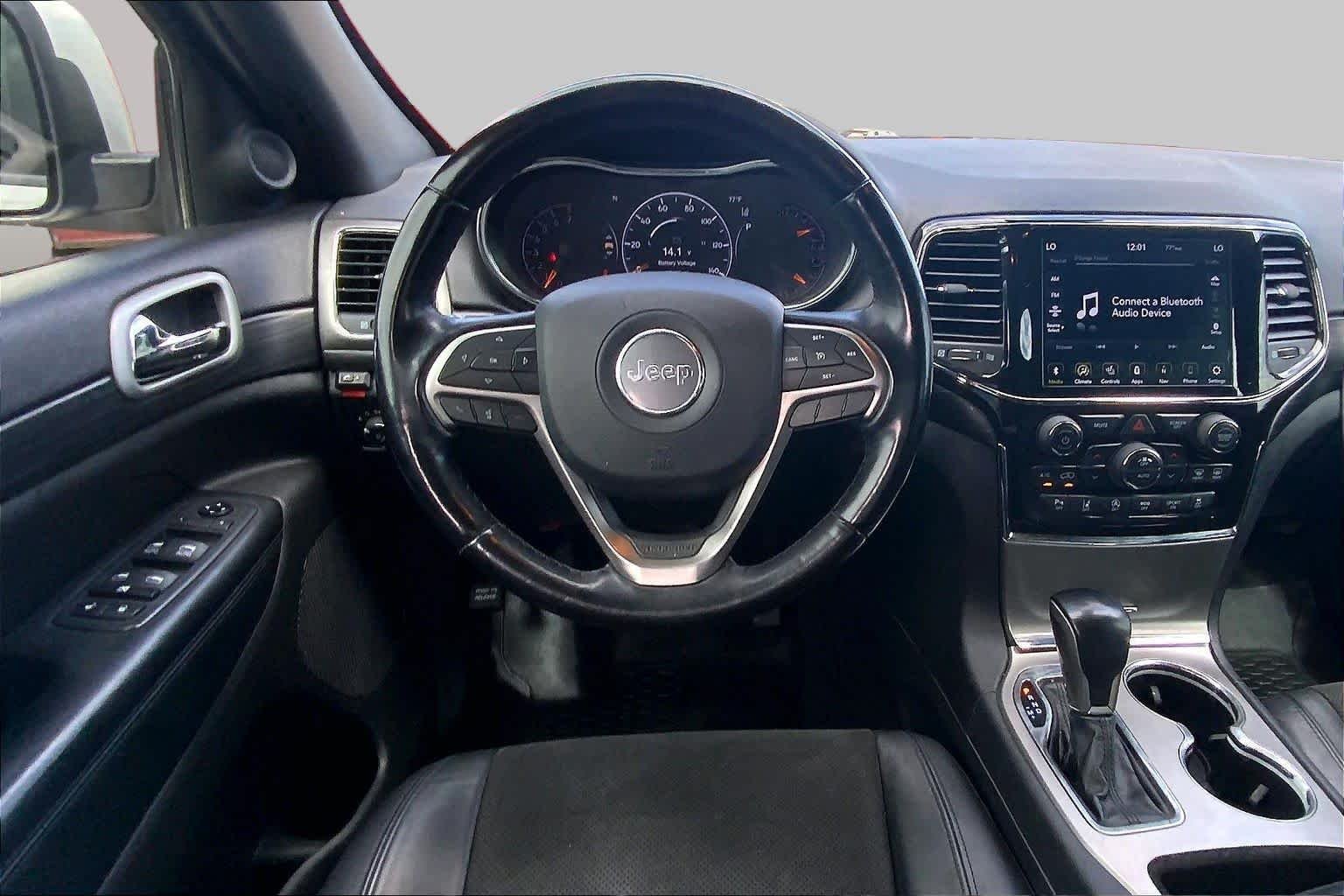 Certified Used 2021 Bright White Clearcoat Jeep Laredo X image 6