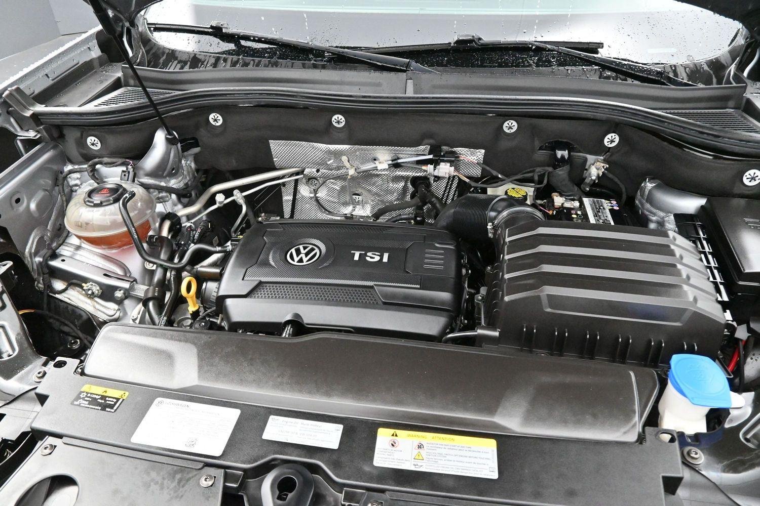 Used 2022 Pyrite Silver Metallic Volkswagen 2.0T SE w/Technology image 35
