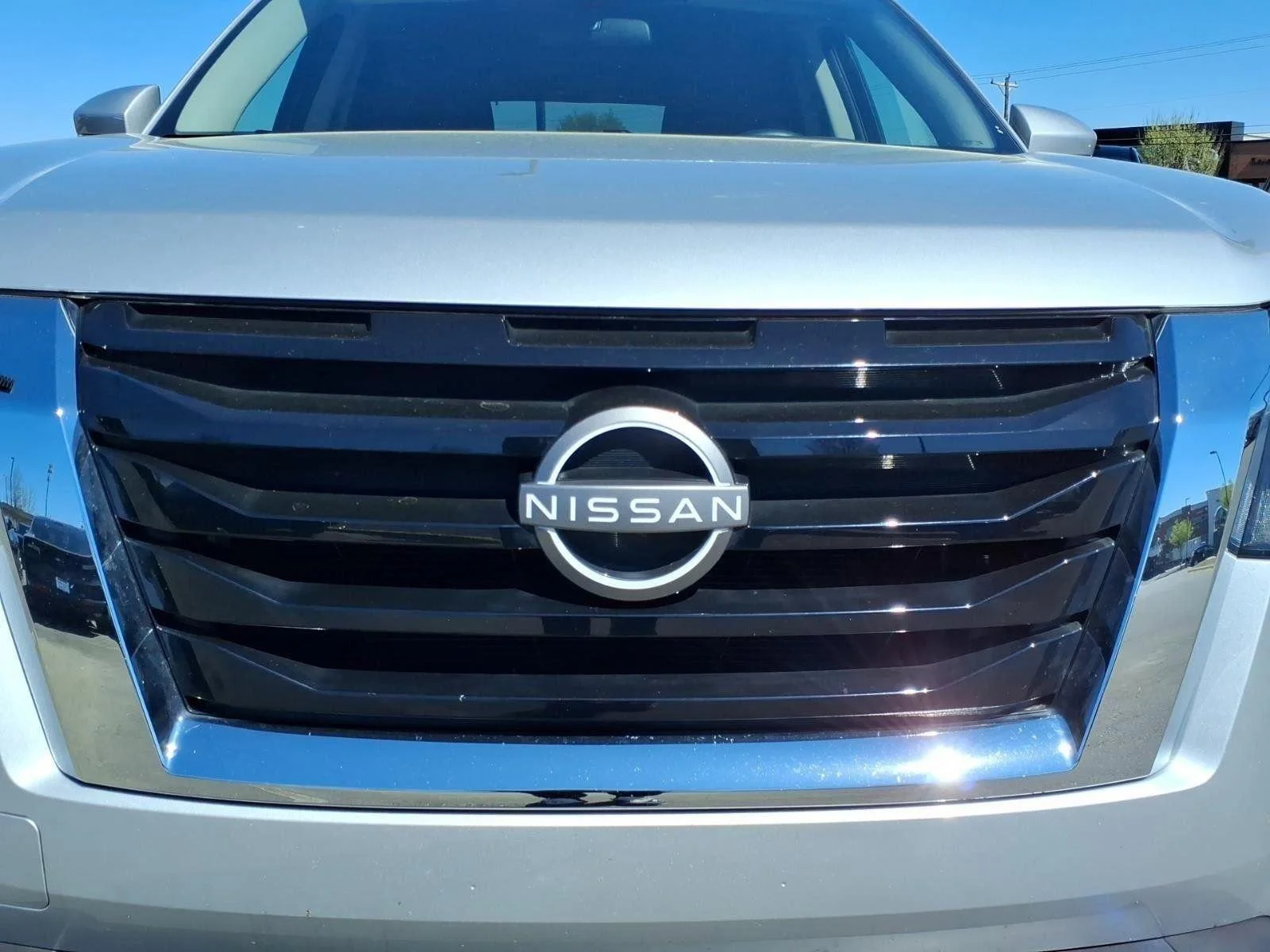 Used 2025 Brilliant Silver Metallic Nissan SV image 13