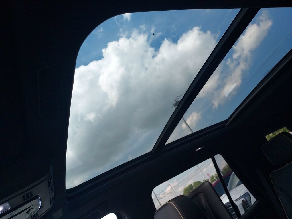 2026 Chevrolet Tahoe Premier - Photo 23