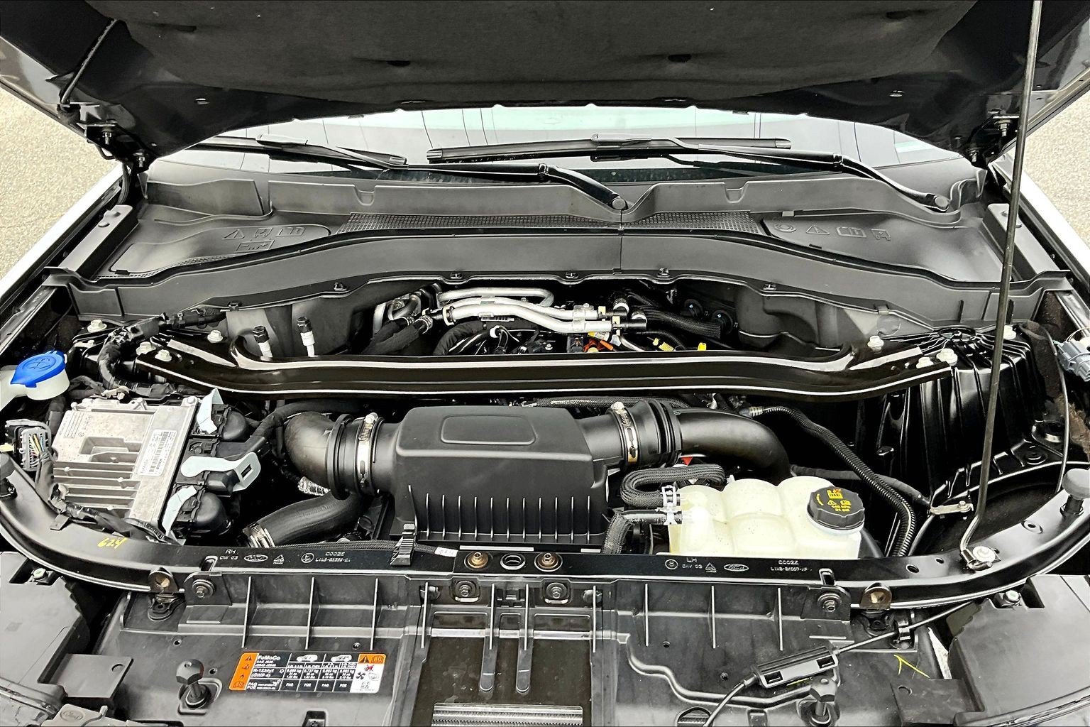 Used 2024 Gray Ford Platinum image 28