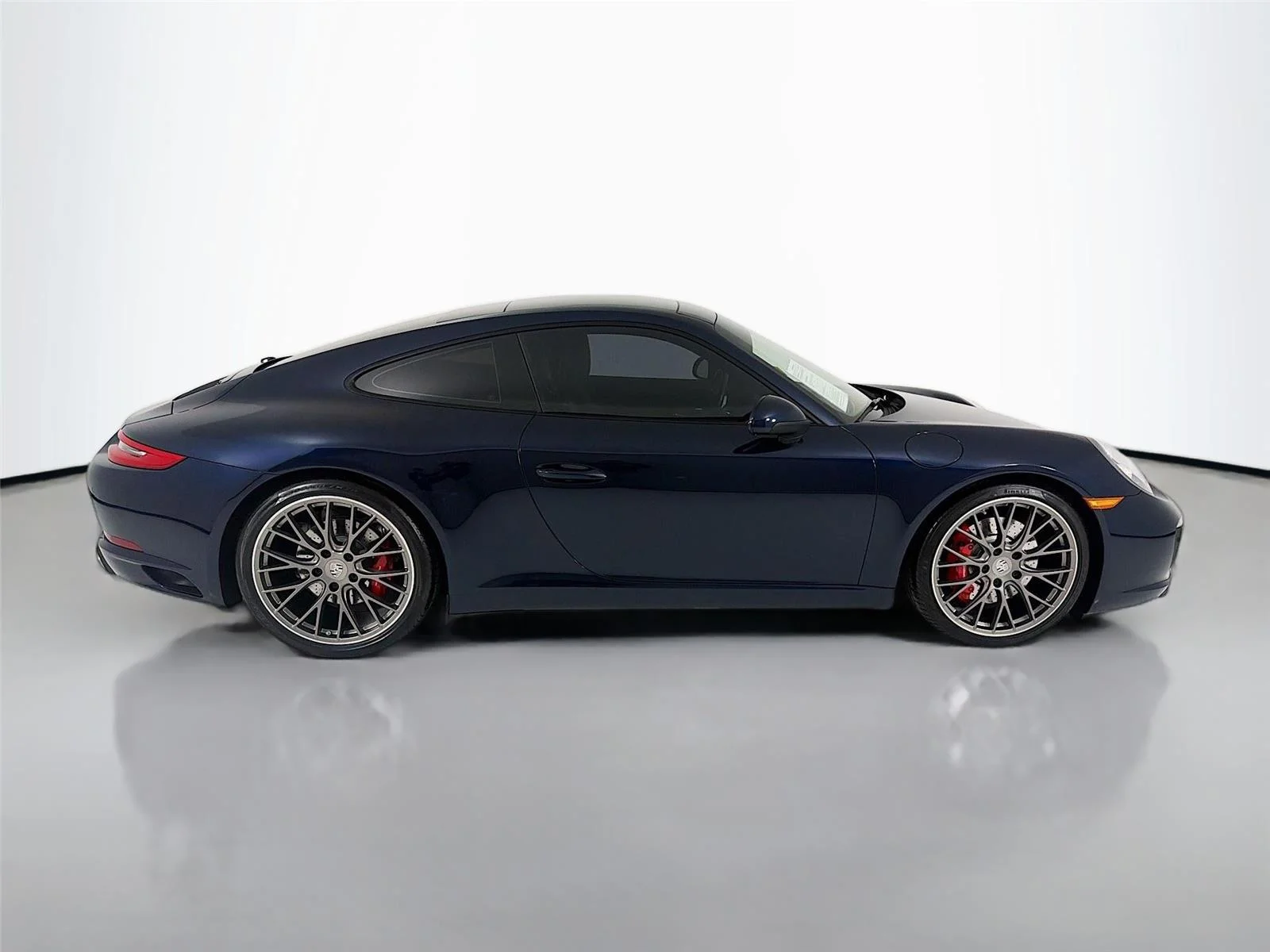 Used 2018 Night Blue Metallic Porsche Carrera S image 9