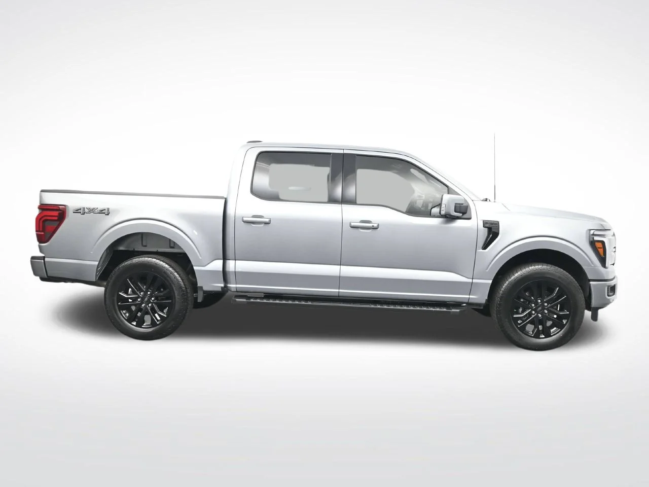 Used 2025 Silver Metallic Ford Lariat image 4