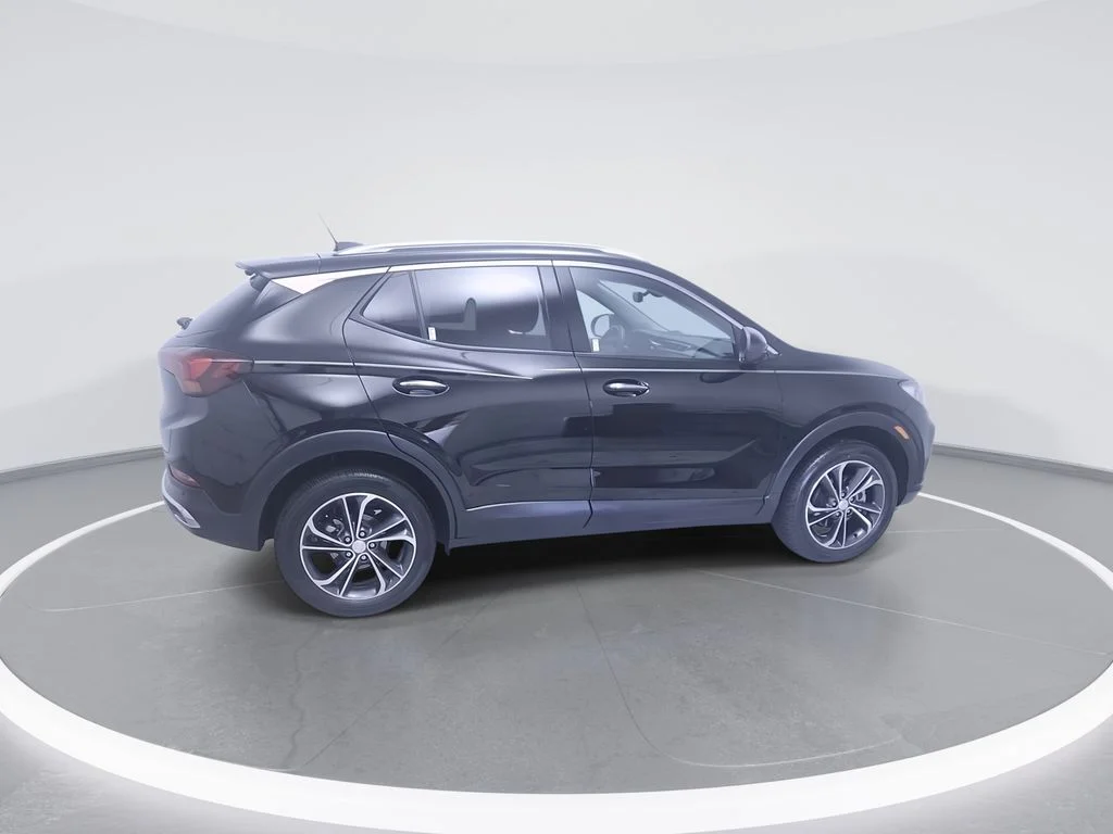 Used 2023 Black Buick Essence image 8