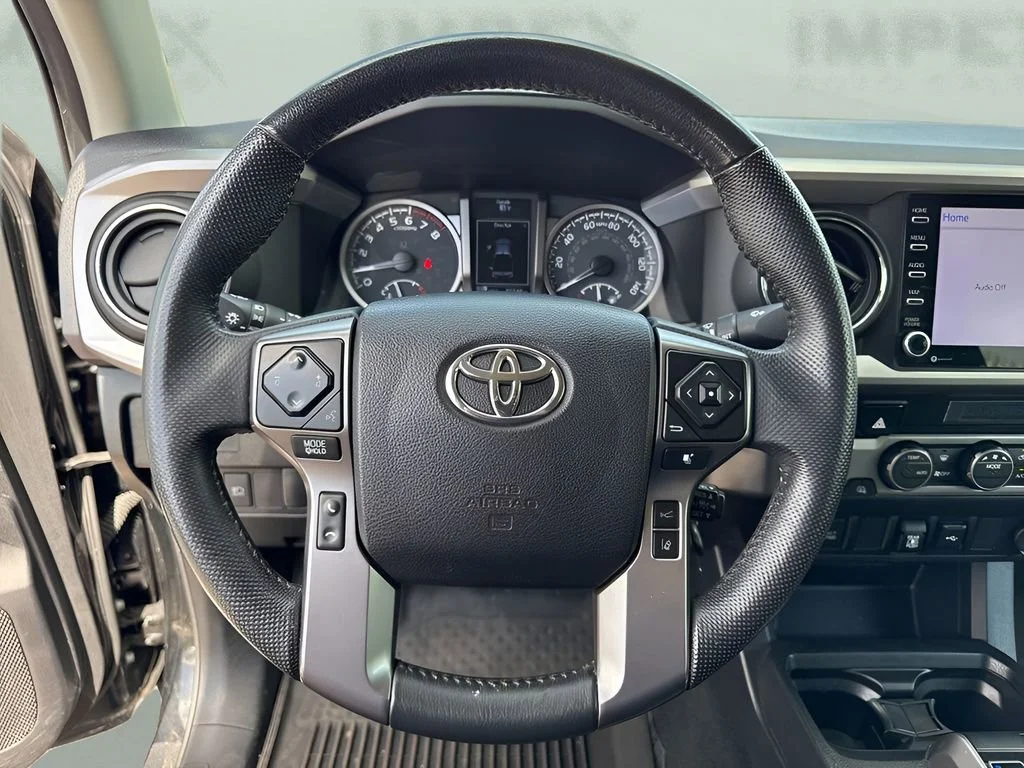 Used 2021  Toyota SR image 14
