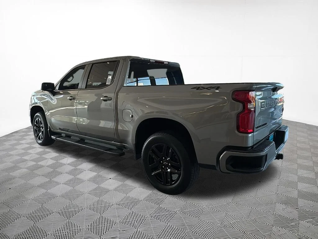 New 2026 Sterling Gray Metallic Chevrolet RST image 12