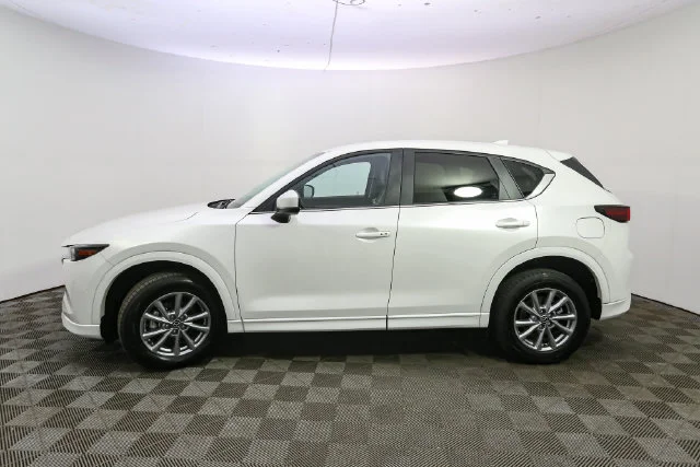 Used 2025 White Mazda 2.5 S Preferred Package image 6