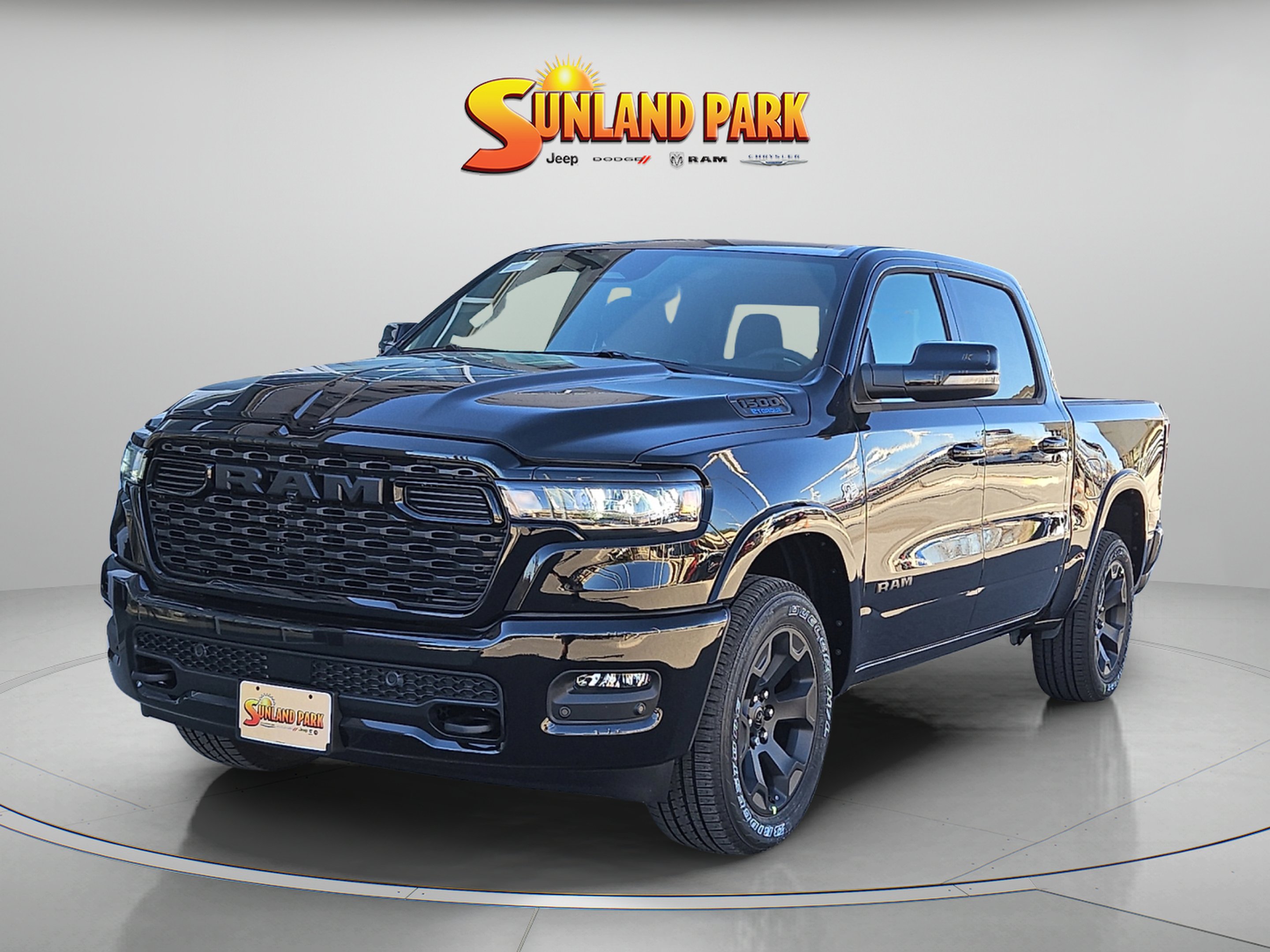 New 2026 Diamond Black Crystal Pearl-Coat Exterior Paint RAM Lone Star image 2
