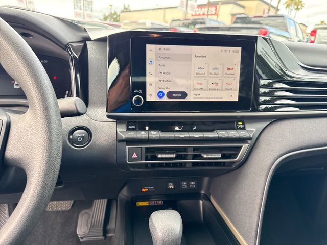 2025 Toyota Camry LE - Photo 17