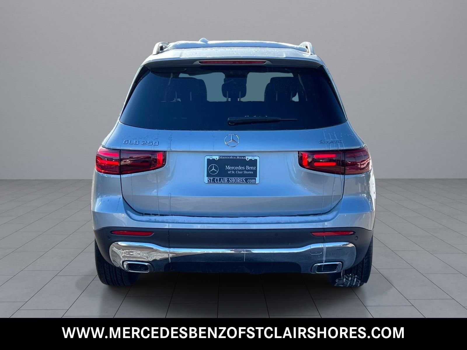 New 2026 Cirrus Silver Metallic Mercedes-Benz GLB 250 image 5