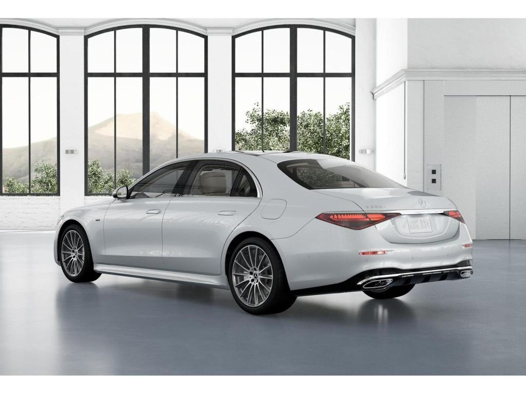 Certified Used 2025 White Mercedes-Benz S 580e image 29