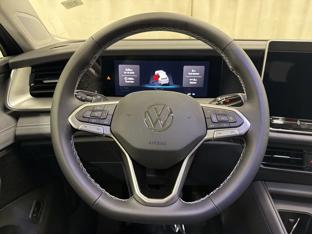 New 2026 Platinum Gray Metallic Volkswagen SE image 15