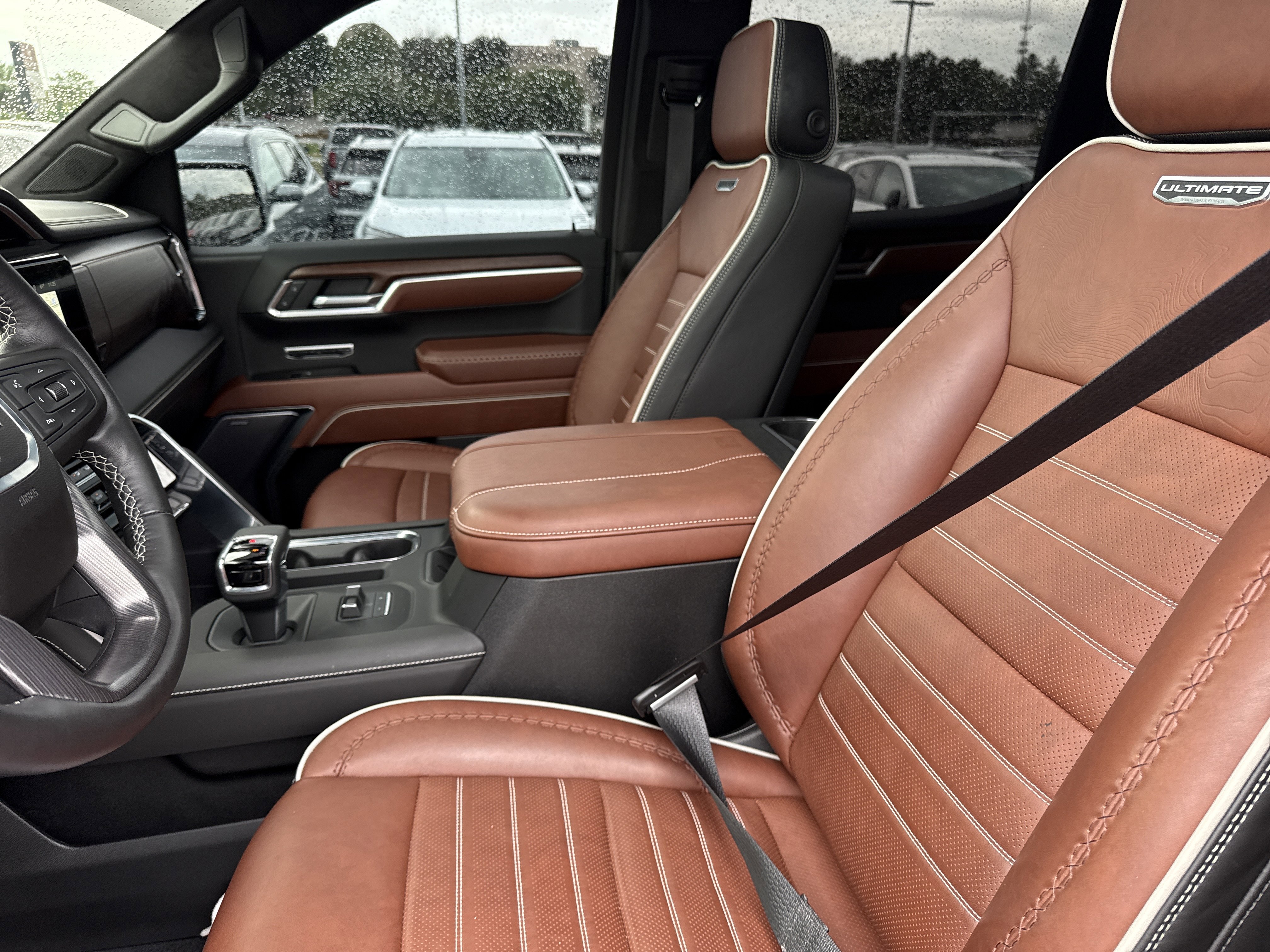 Used 2026 Onyx Black GMC Denali Ultimate image 5