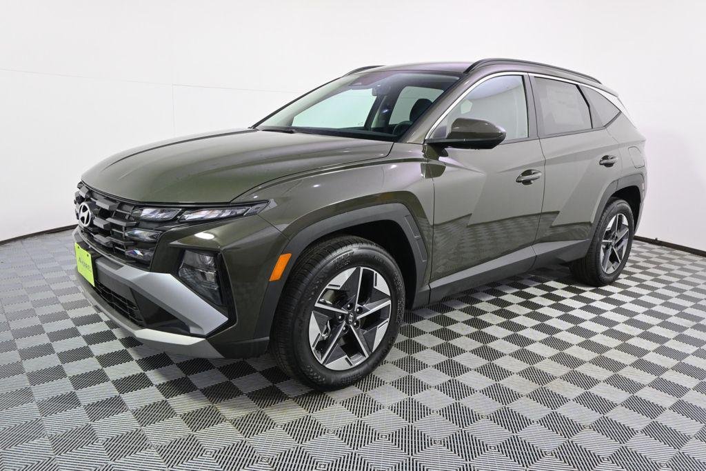 New 2026 Green Hyundai SEL AWD image 2