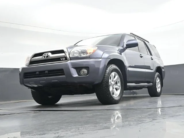 Used 2006 Galactic Gray Mica Toyota SR5 Sport image 28