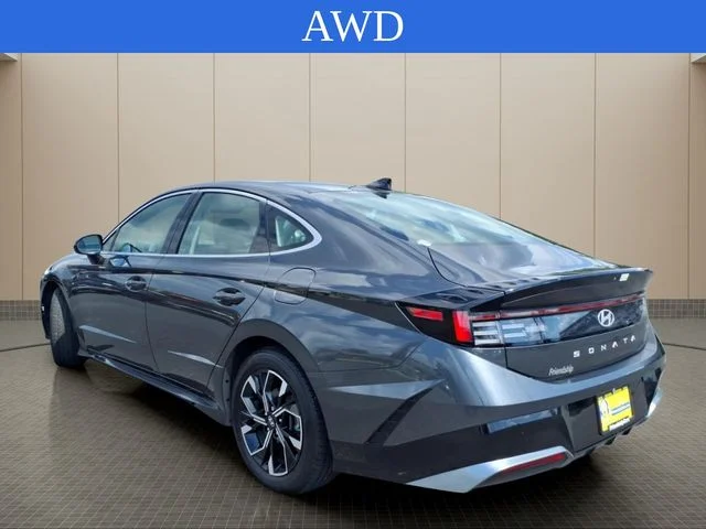 Used 2025 Gray Hyundai SEL image 12