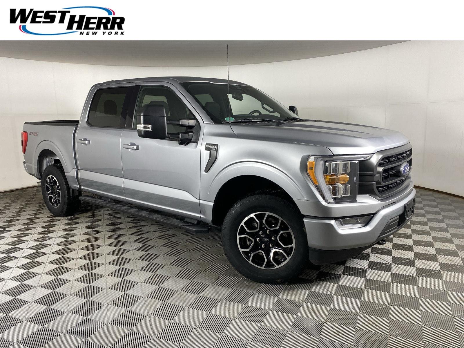 Used 2022 Iconic Silver Ford XLT image 1