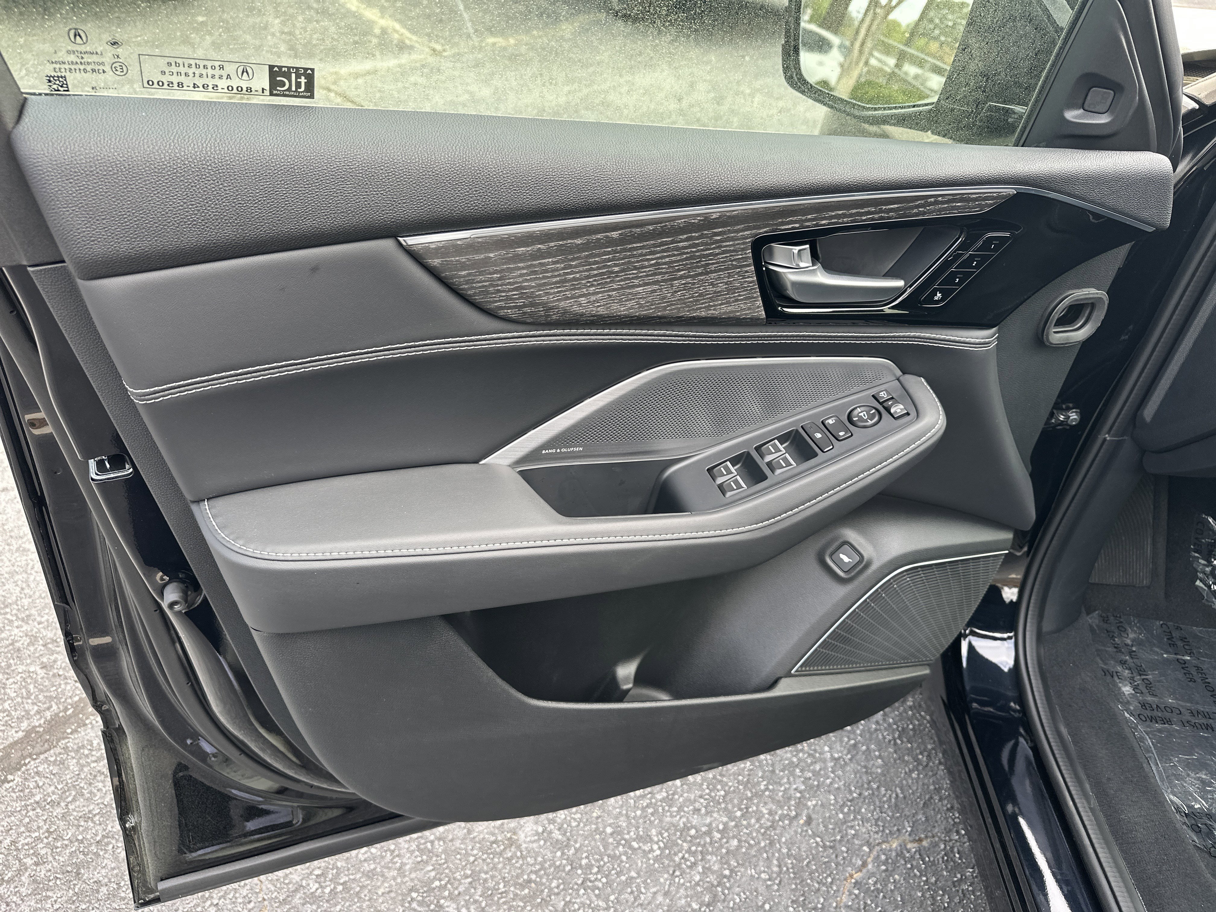 New 2026 Majestic Black Pearl Acura w/Advance Package image 10