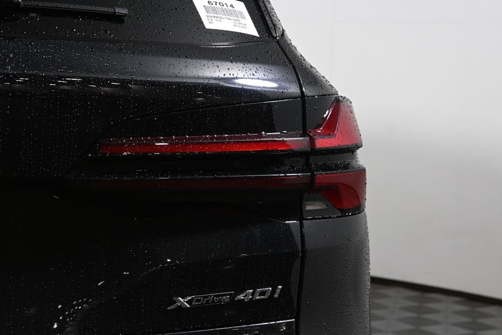 New 2026 Black Sapphire Metallic BMW xDrive40i image 13