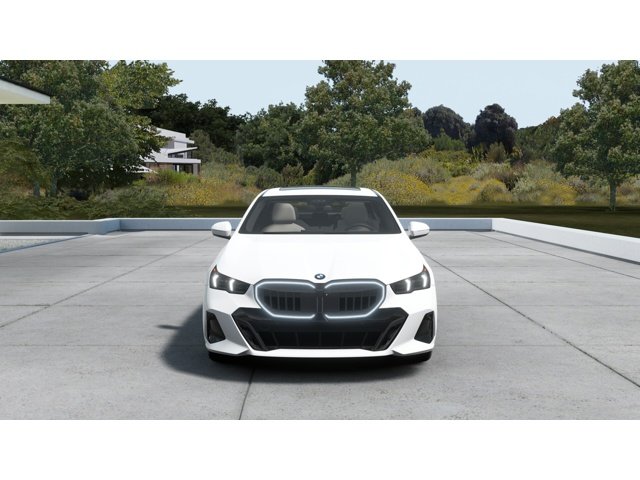 New 2027 Alpine White BMW 530i image 3