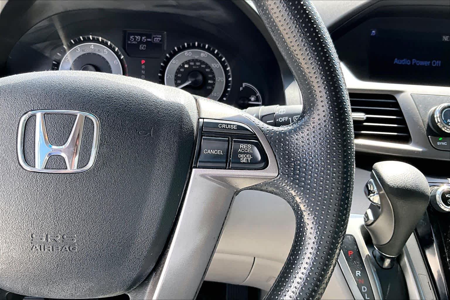 Used 2015 Alabaster Silver Metallic Honda EX image 23