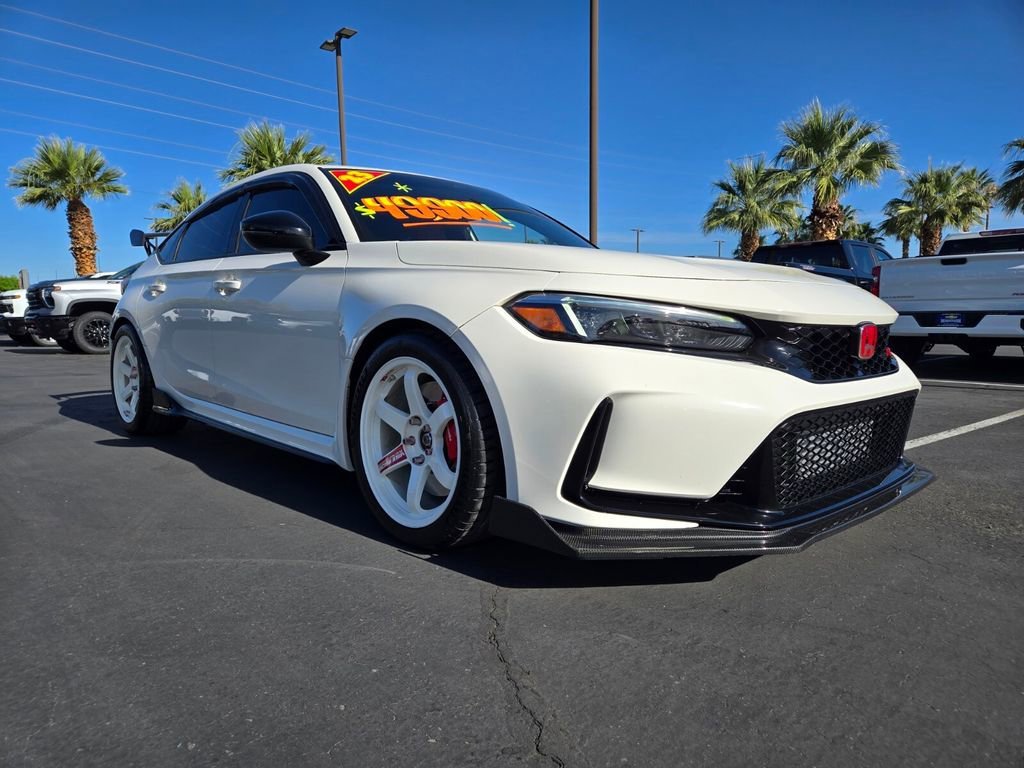 2023 Honda Civic Type-R's photo