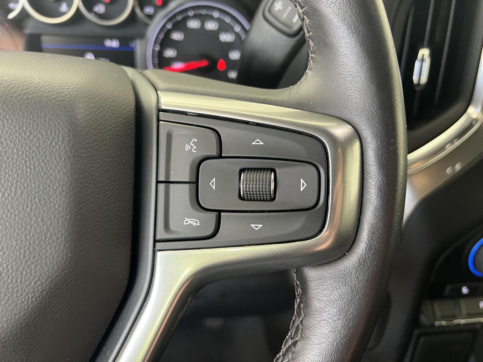 Used 2022 Northsky Blue Metallic Chevrolet LT Trail Boss image 11
