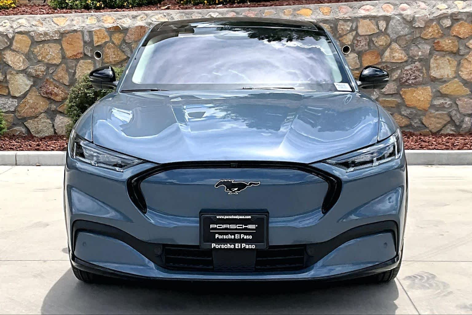 Used 2023 Vapor Blue Metallic Ford Premium image 10