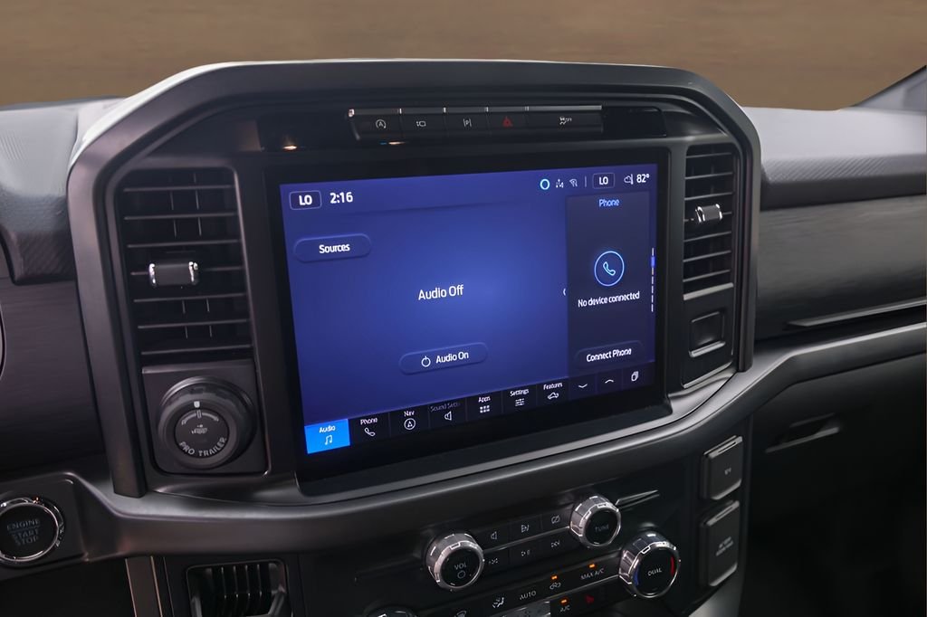 Used 2024 Black Ford XLT image 16