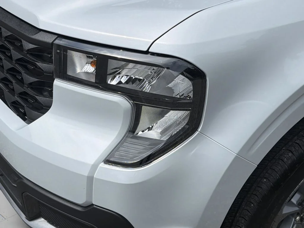 New 2026 Space White Metallic Ford XLT image 68