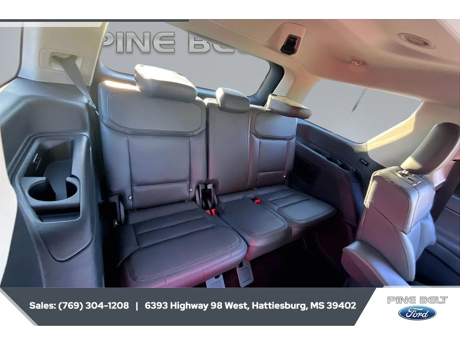 New 2027 Star White Metallic Tri-Coat Ford Active image 21
