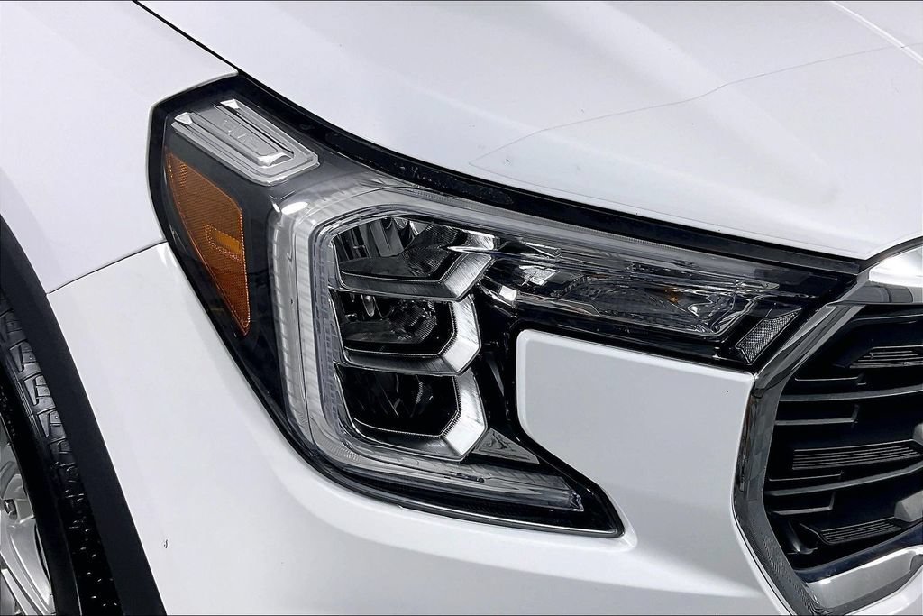 2023 GMC Terrain SLE - Photo 28