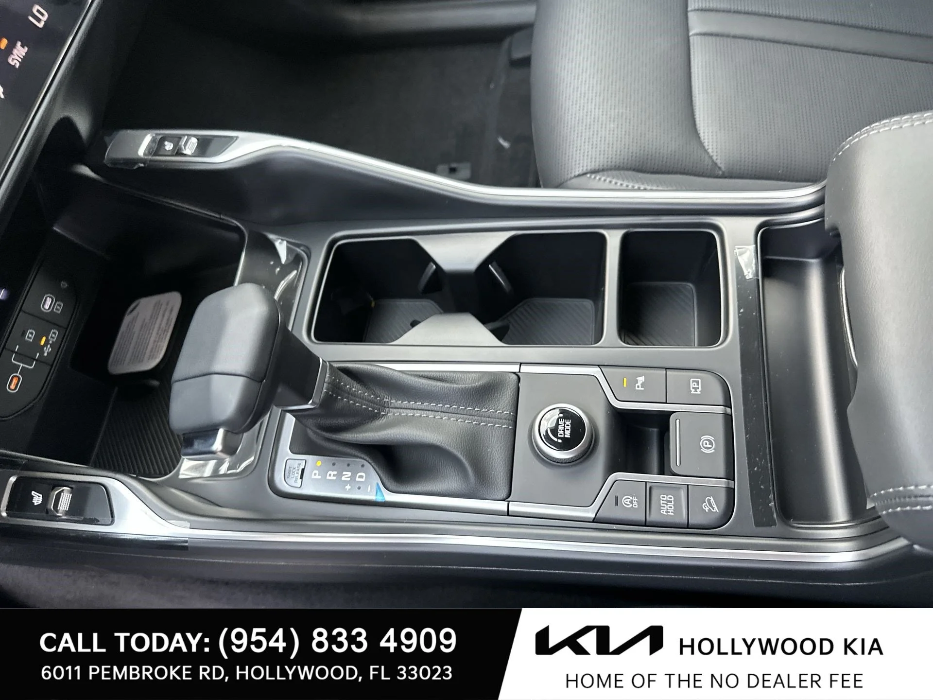 New 2026 Ivory Silver Kia S image 20